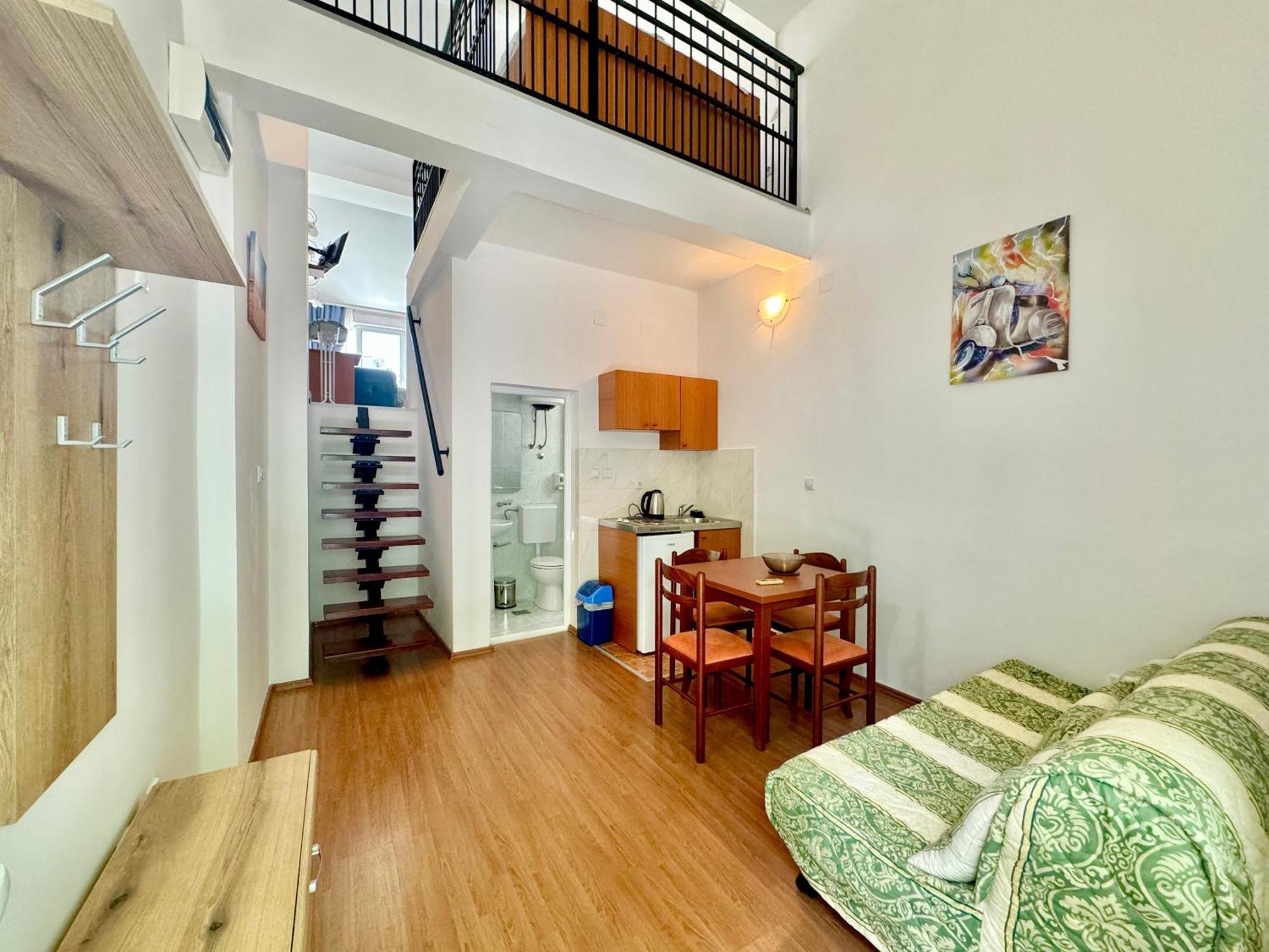 For-A Apartmani Бечичі Екстер'єр фото