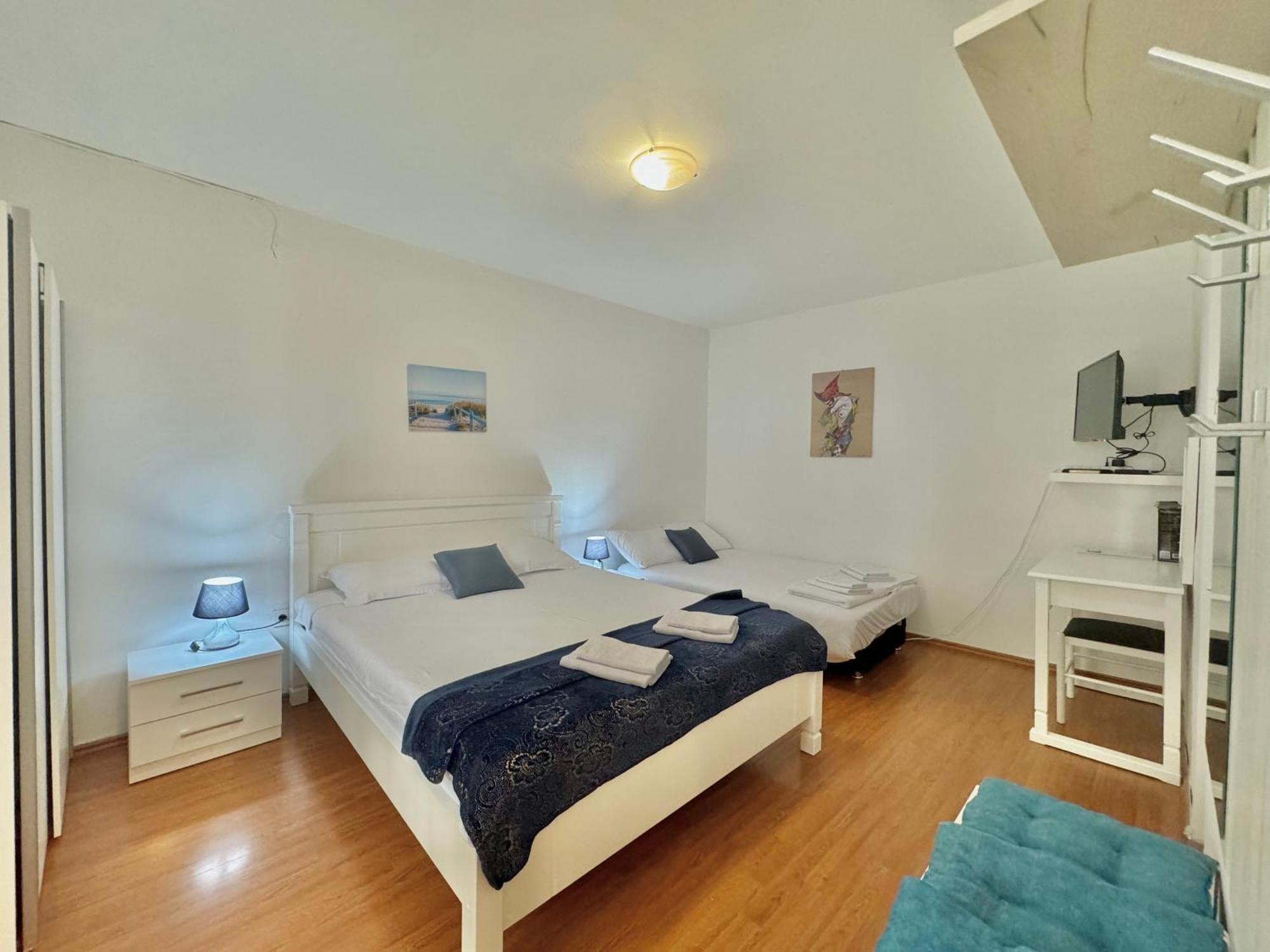 For-A Apartmani Бечичі Екстер'єр фото