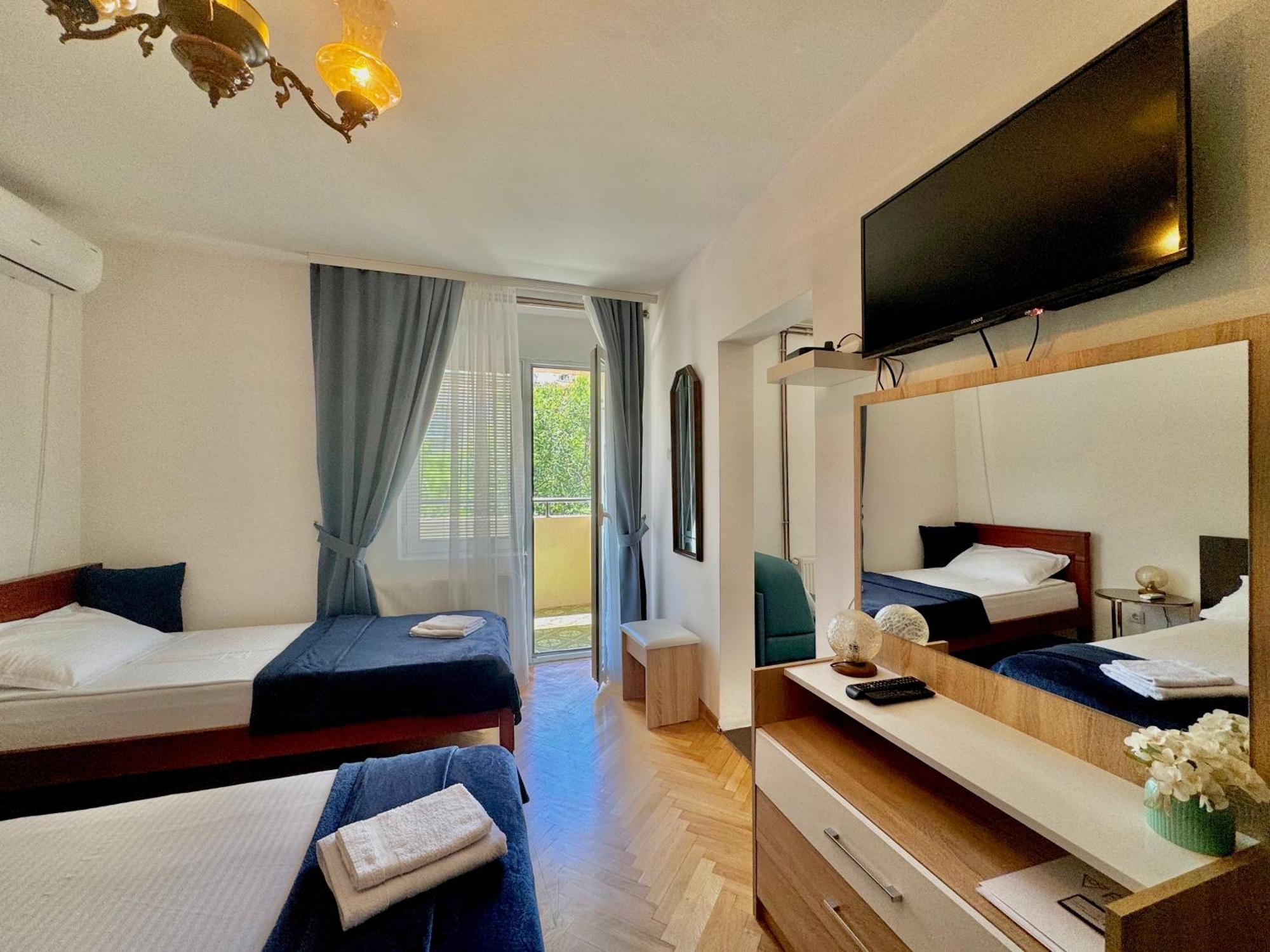 For-A Apartmani Бечичі Екстер'єр фото