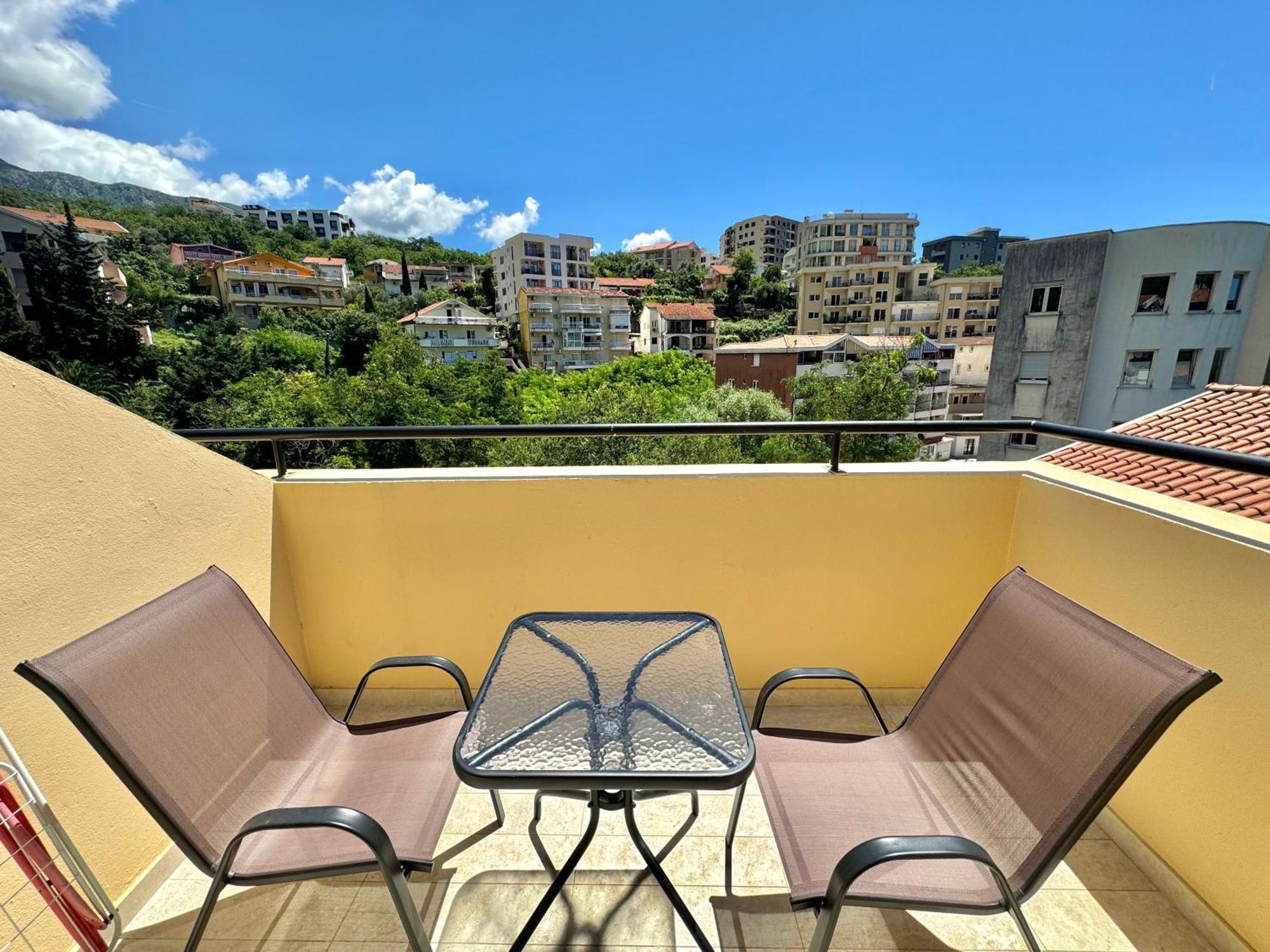 For-A Apartmani Бечичі Екстер'єр фото